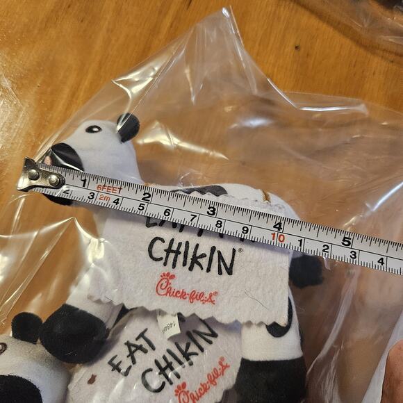 Chick-fil-A Eat Mor Chikin Cow Plush Toys Lot 2 Small Stuffed Animals Promo - Picture 7 of 7